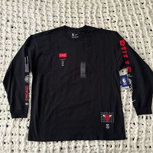 Nike Chicago Bulls Long Sleeve T-Shirt | New Men’s XL | Black & Red